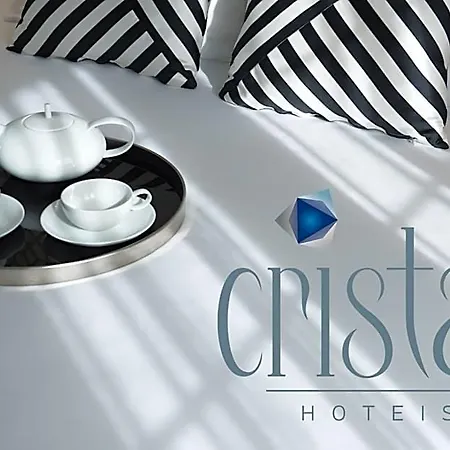 Hotel Cristal Marinha 3*
