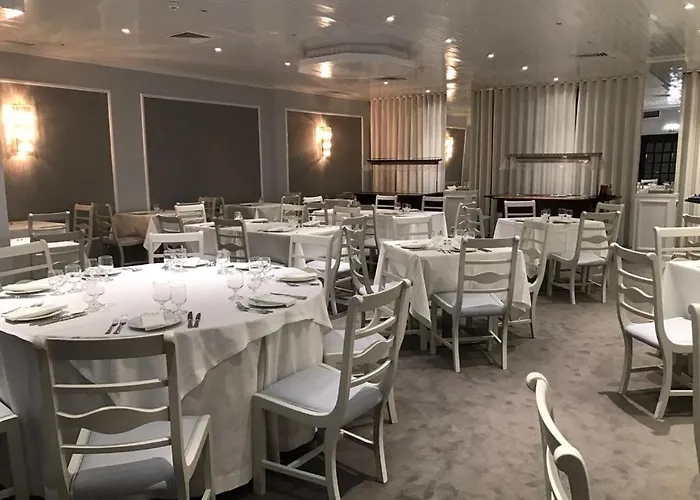 Hotel Cristal Marinha 3*