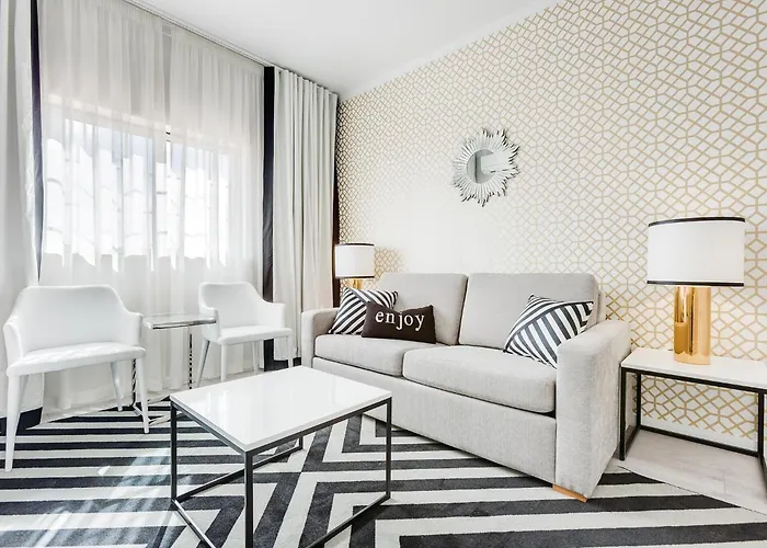 Cristal Marinha Отель Маринья-Гранде