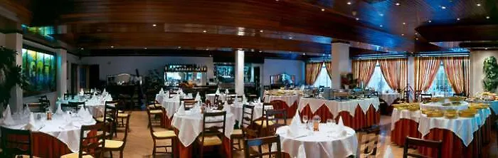 Hotel Cristal Marinha 3*