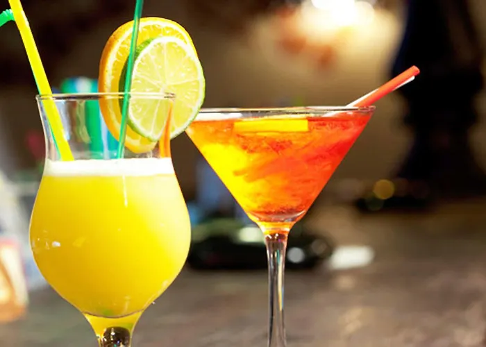 Отель Cristal Marinha Маринья-Гранде